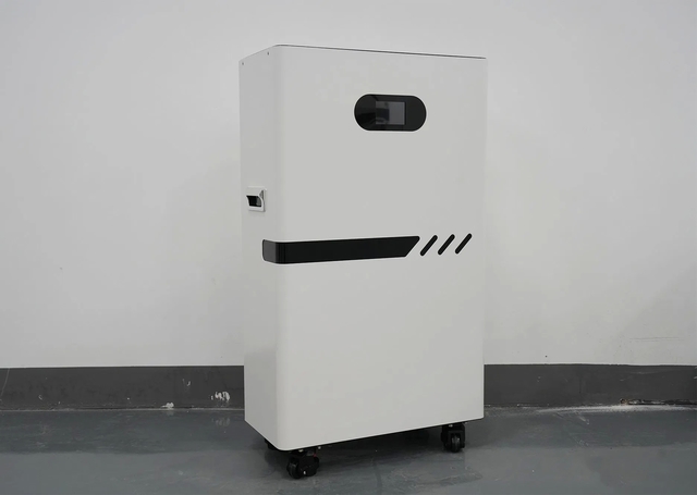 Modular Home Energy Storage System with 5.12kWh Capacity, 90% Depth of Discharge, and 5000W Pure Sine Wave Inverter
