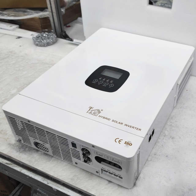 Smart Energy Storage Inverter with Bidirectional Energy Storage Ultra-Wide MPPT 30Vdc-80Vdc and Pure Sine Wave Output
